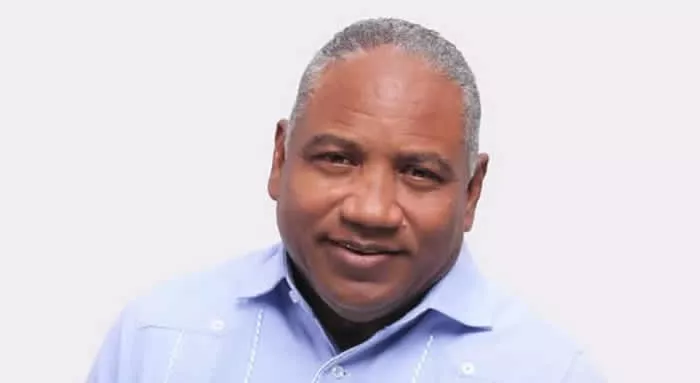 Dr-Santos-Ramirez-Anestesiologo
