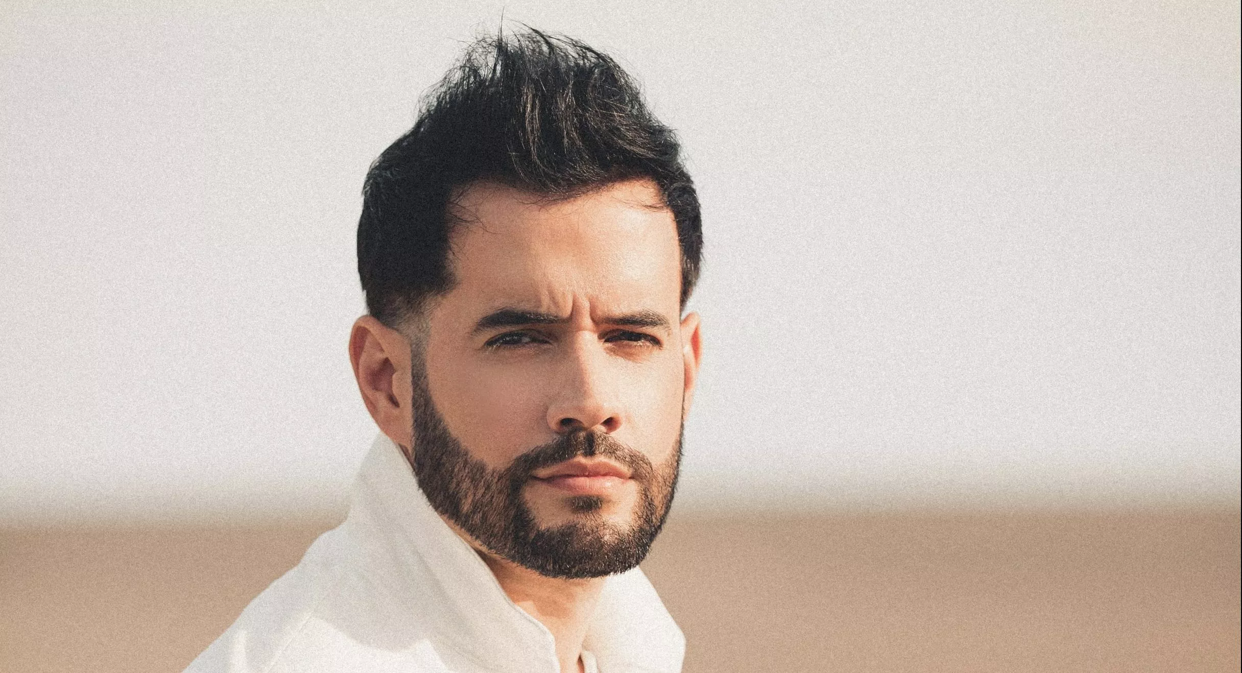 Manny Cruz – BIALANDO CONTIGO