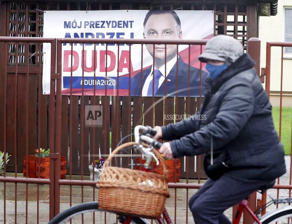 POLONIA-ELECCIONES