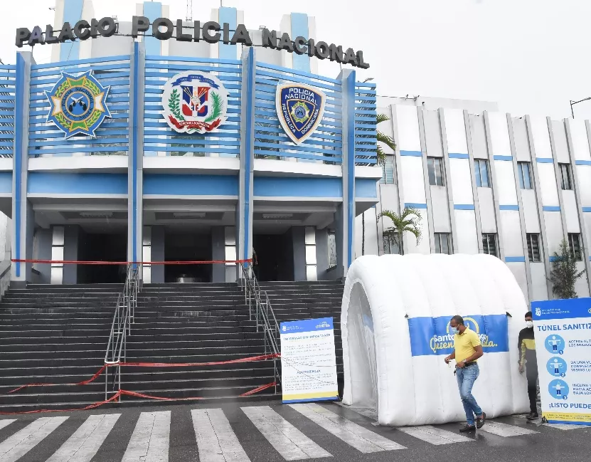TUNEL SANITIZANTE PALACIO DE LA POLICIA