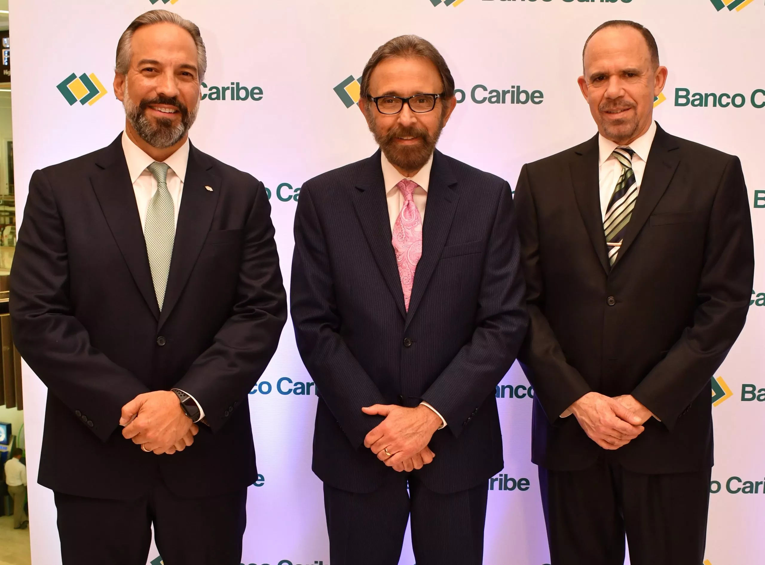 Dennis Simó Álvarez, Edmundo Aja y José Hernández.