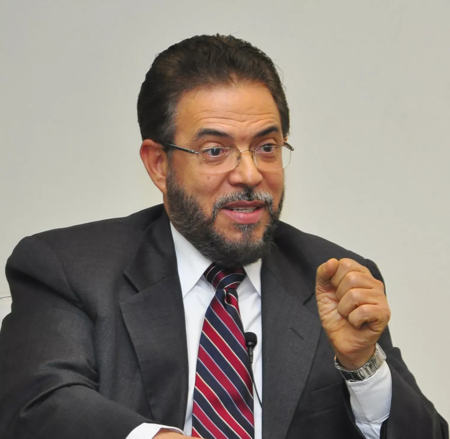SILUETA GUILLERMO MORENO,p01