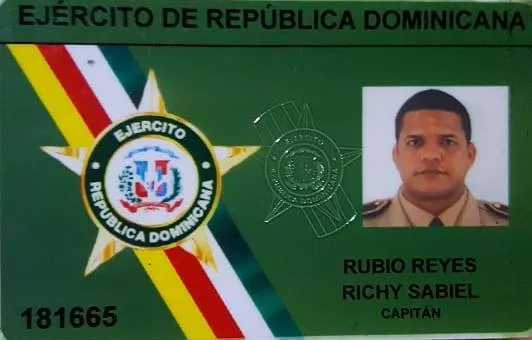 Ccpitán-ejército-asalto