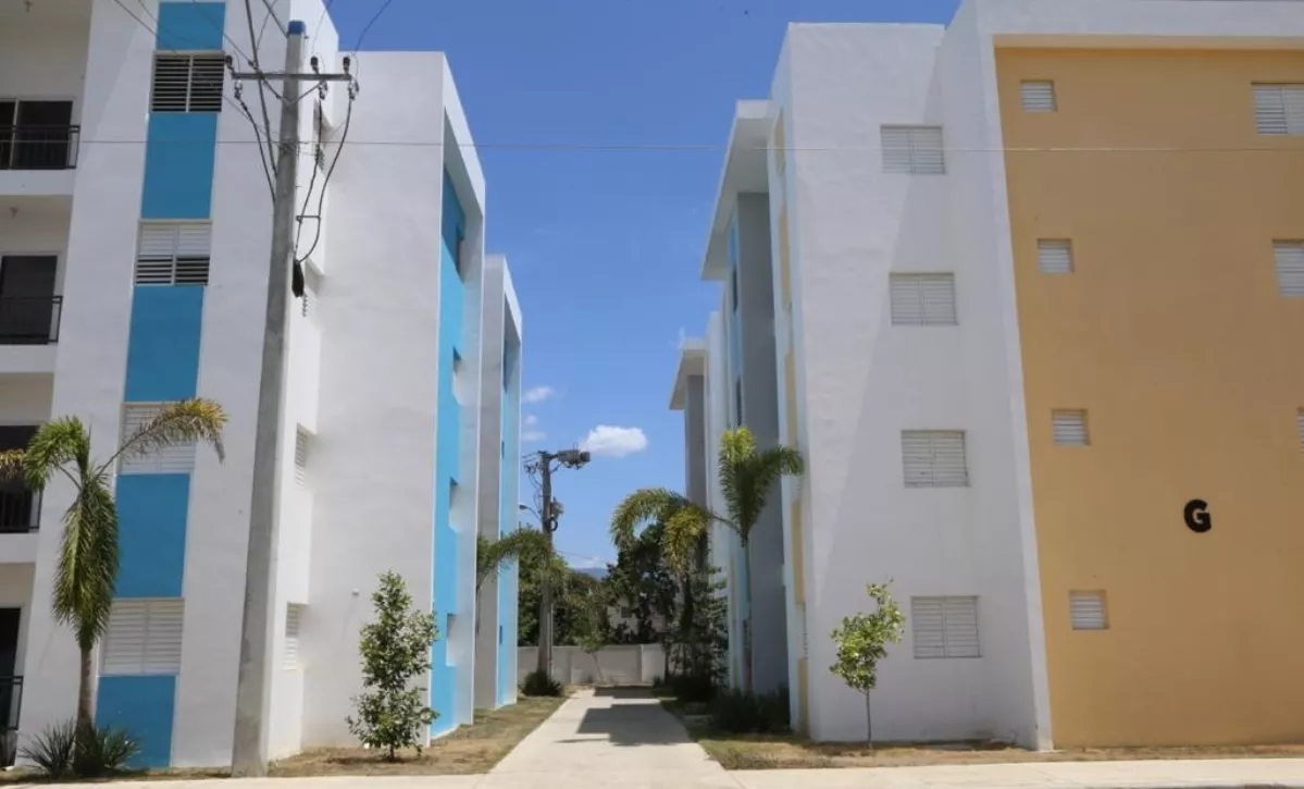 Vista parcial de un proyecto de apartamentos cuyas ventas suelen estar dirigidas por agentes inmobiliarios.
