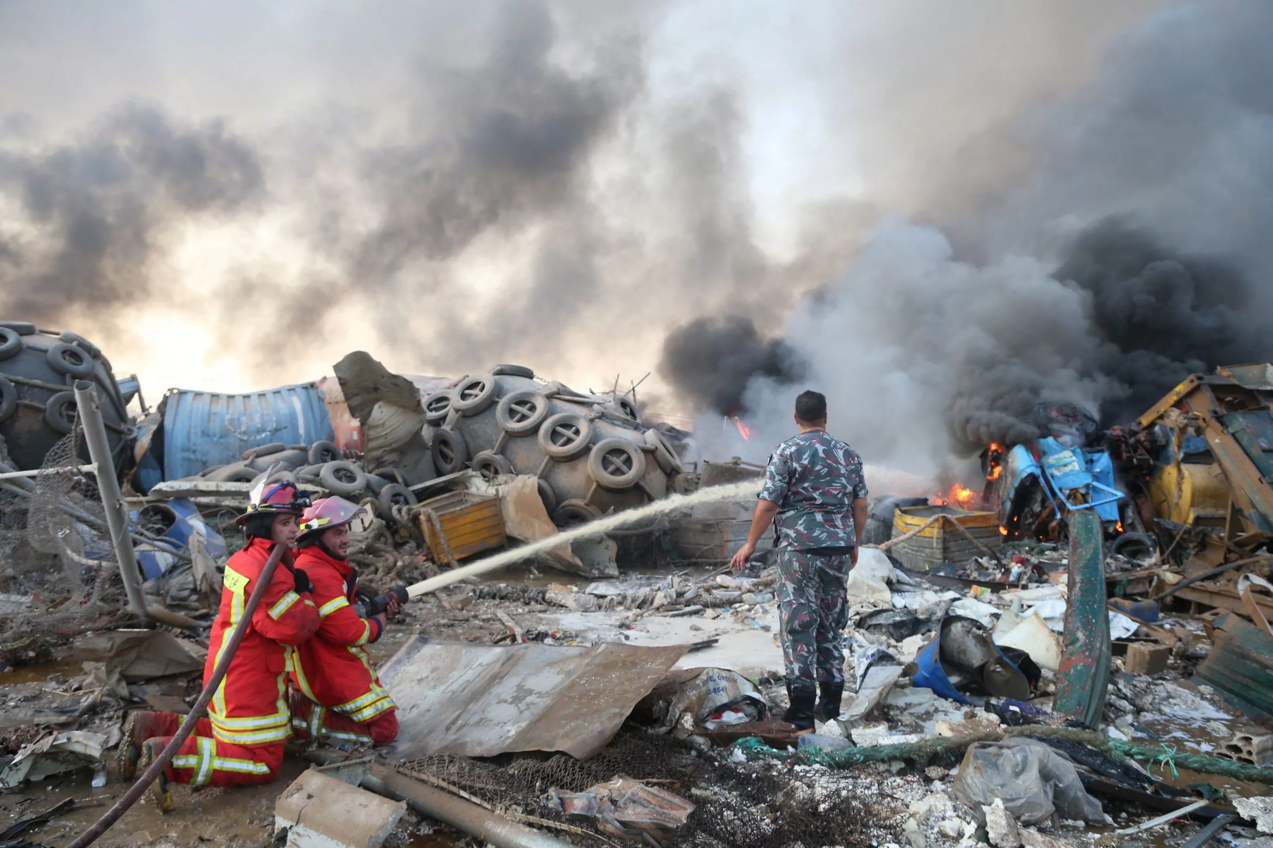 Large explosion in harbor area rocks Lebanon