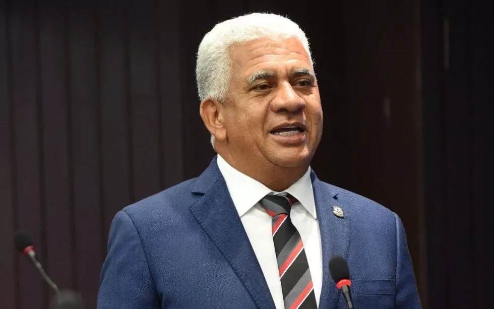 senador