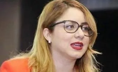 Gloria Reyes