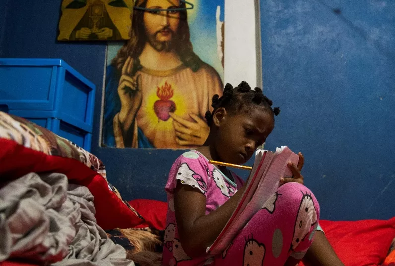 Comienza de forma simbólica el curso escolar virtual en República Dominicana