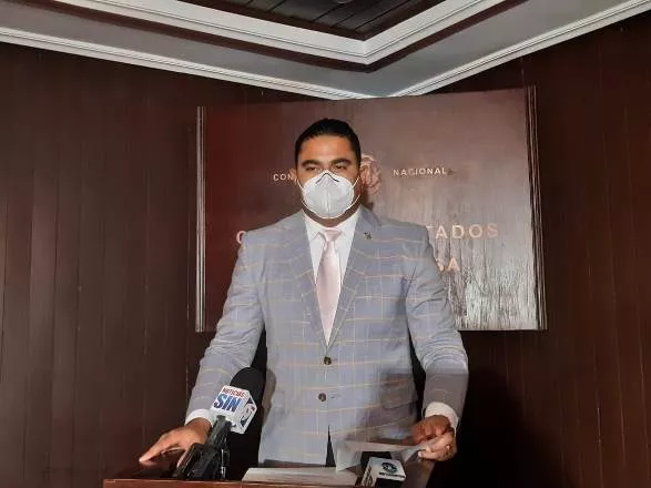 Diputado Carlos de Jesus del PRM por Santo Domingo