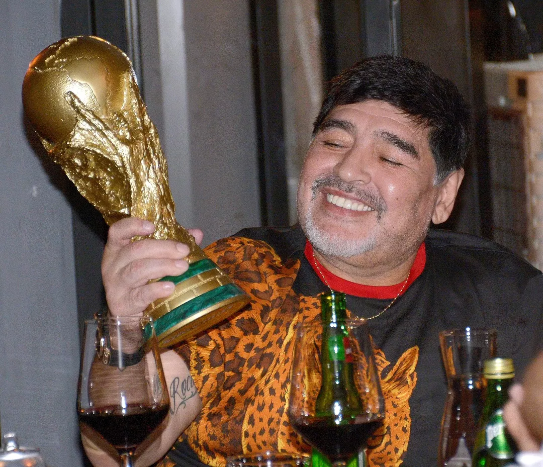 Muere Diego Maradona a los 60 años