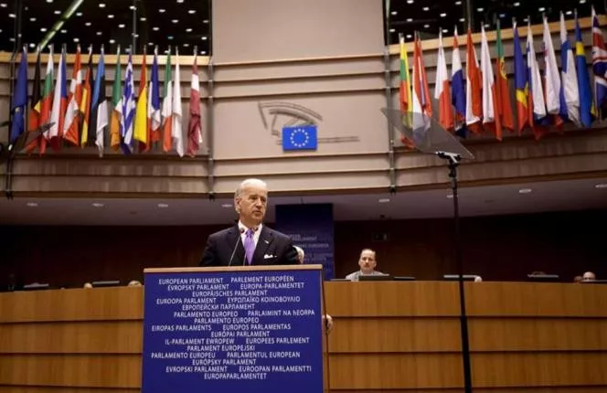 Participacion de Joe Biden en la asamblea de la Union Europea cuando era vicepresidente