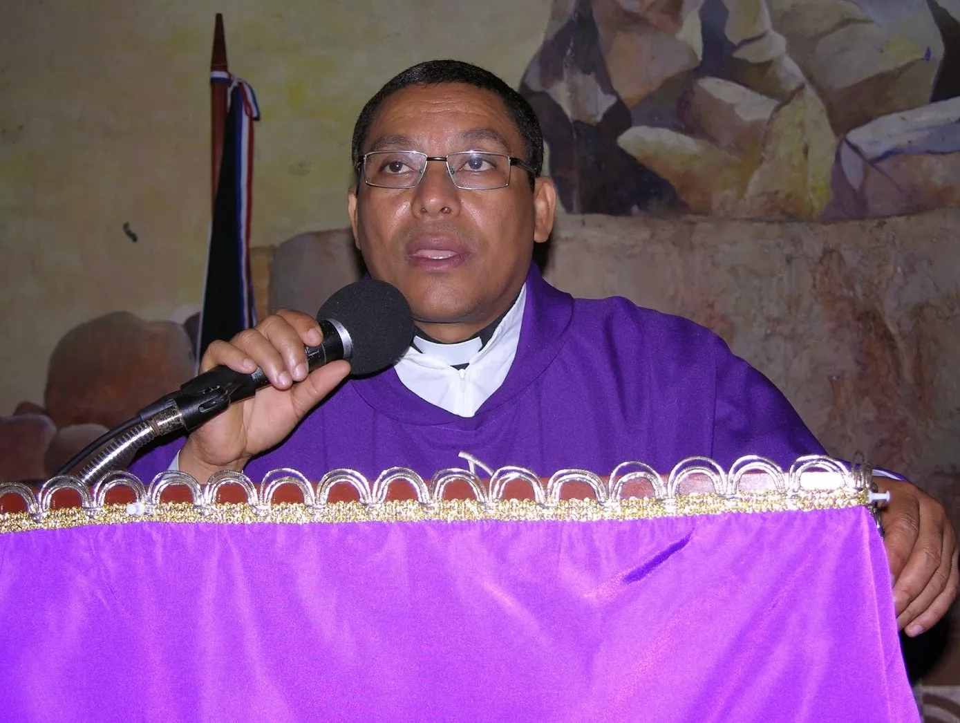 monseñor Tomas Alejo