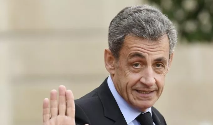 silueta Sarkozy,p01