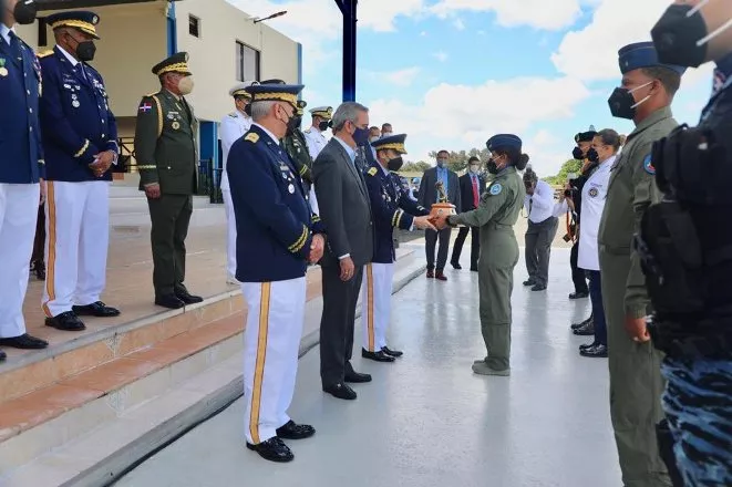 Presidente encabeza graduacion de cadetes