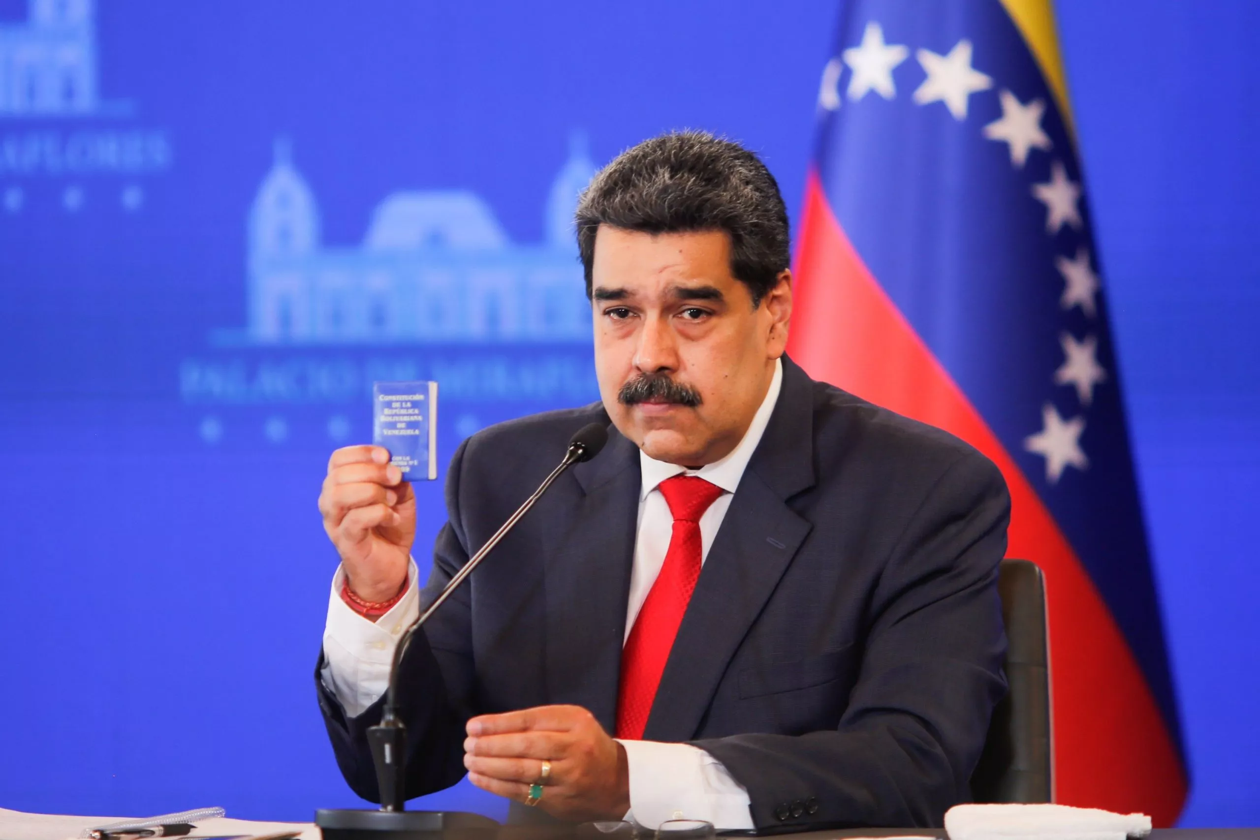 Diálogo, la palabra mágica de Maduro para domar a la oposición