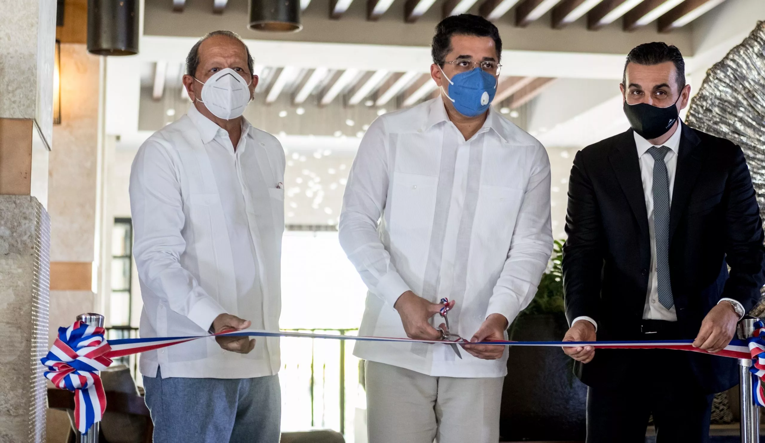 Ernesto Veloz, el Ministro David Collado y Carlos Jimenez Ruiz