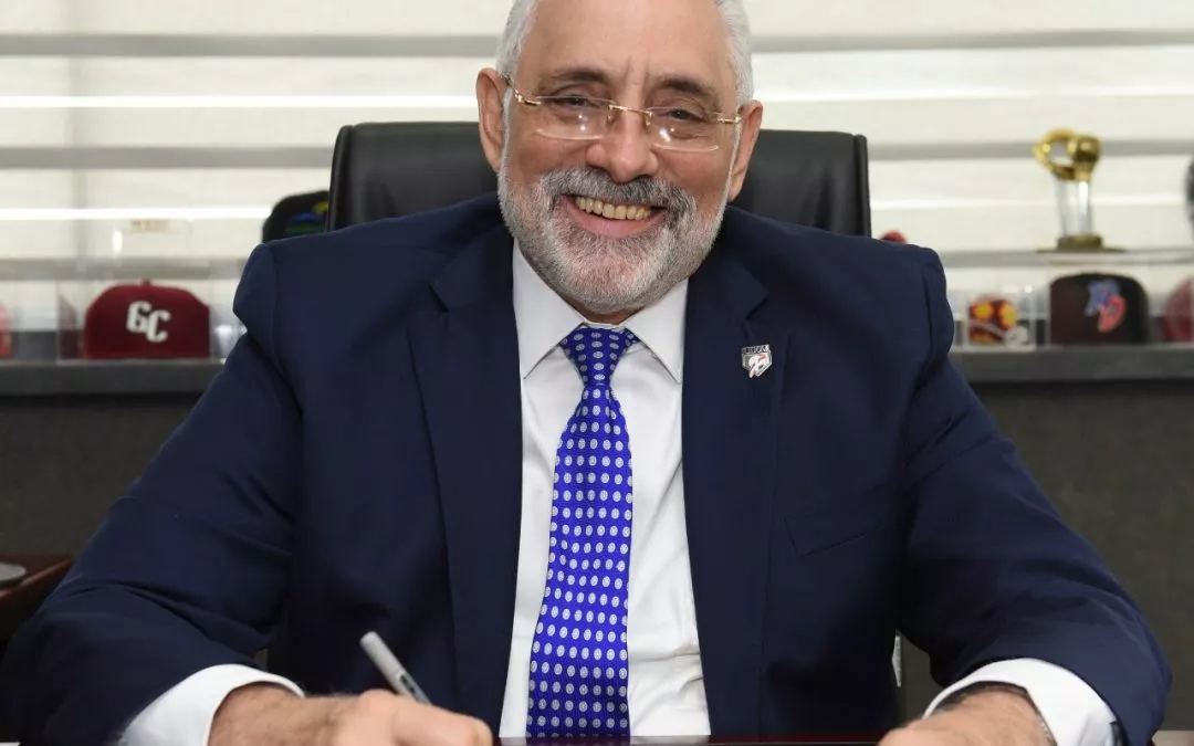 Vitelio-Mejia-presidente-de-Lidom.-1080×675