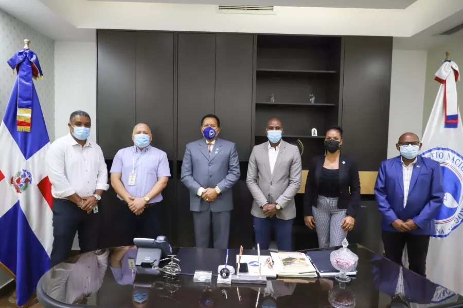 Una comisión del Círculo de Reporteros Gráficos de República Dominicana,