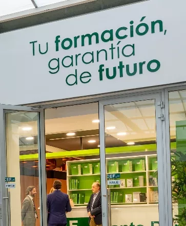 Fachada del CEF