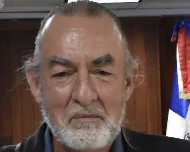 Rueda de prenda del ministerio de Salud/foto Jose de Leon