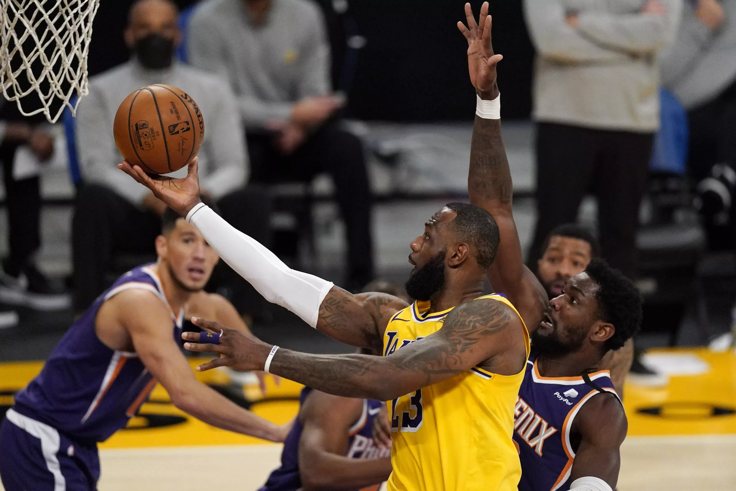 LeBron James, Deandre Ayton