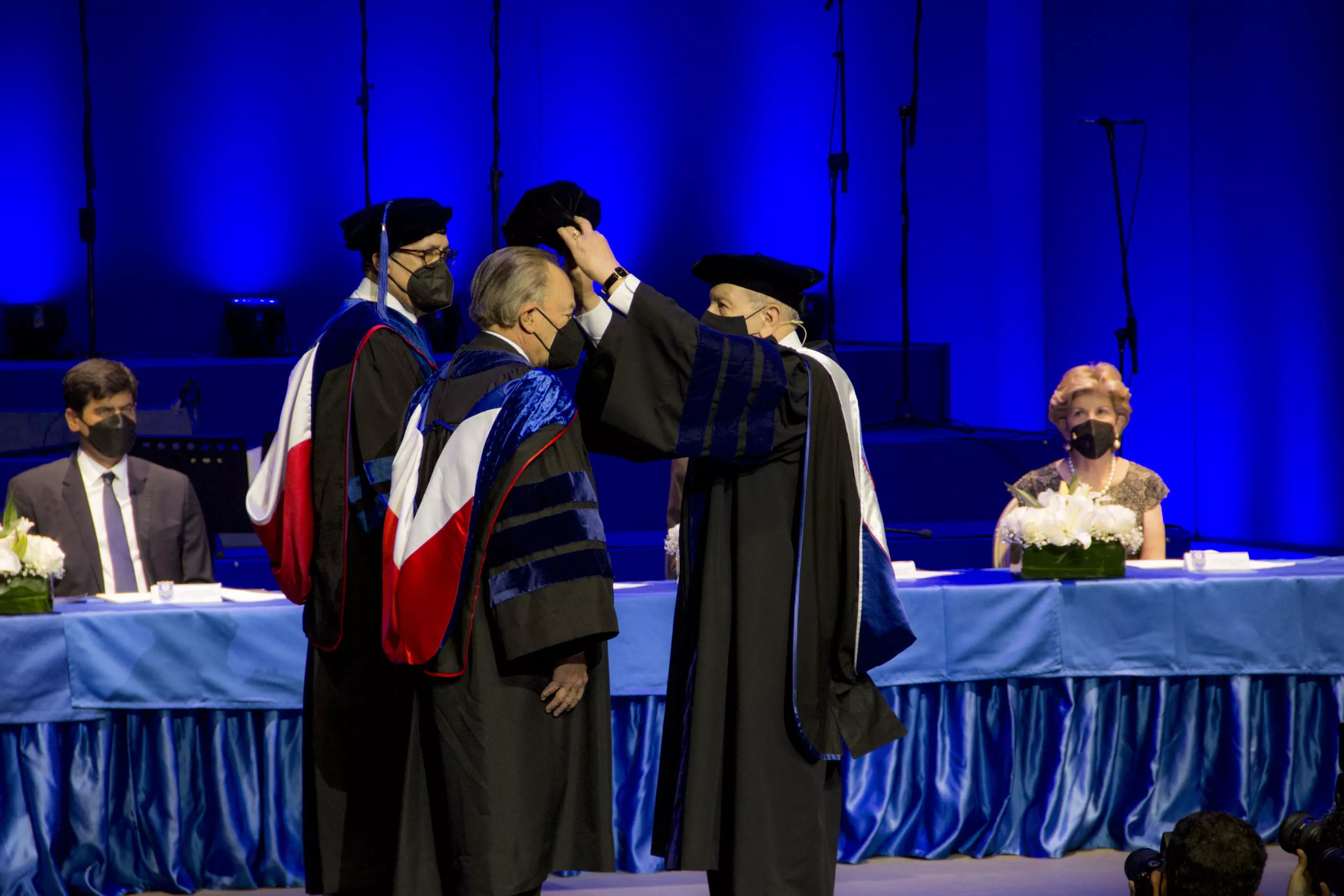 Durante el acto_7936