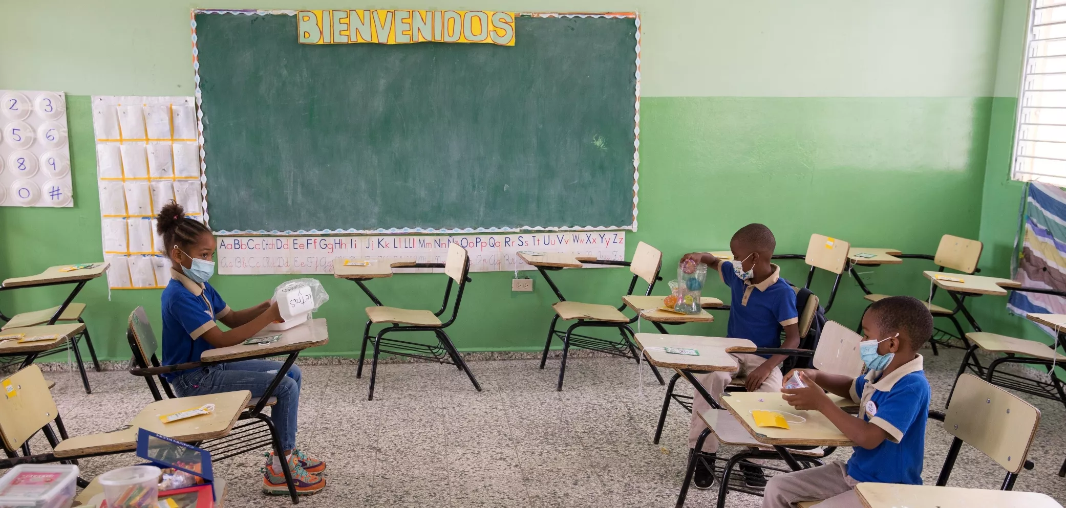 La República Dominicana reabre parcialmente las escuelas