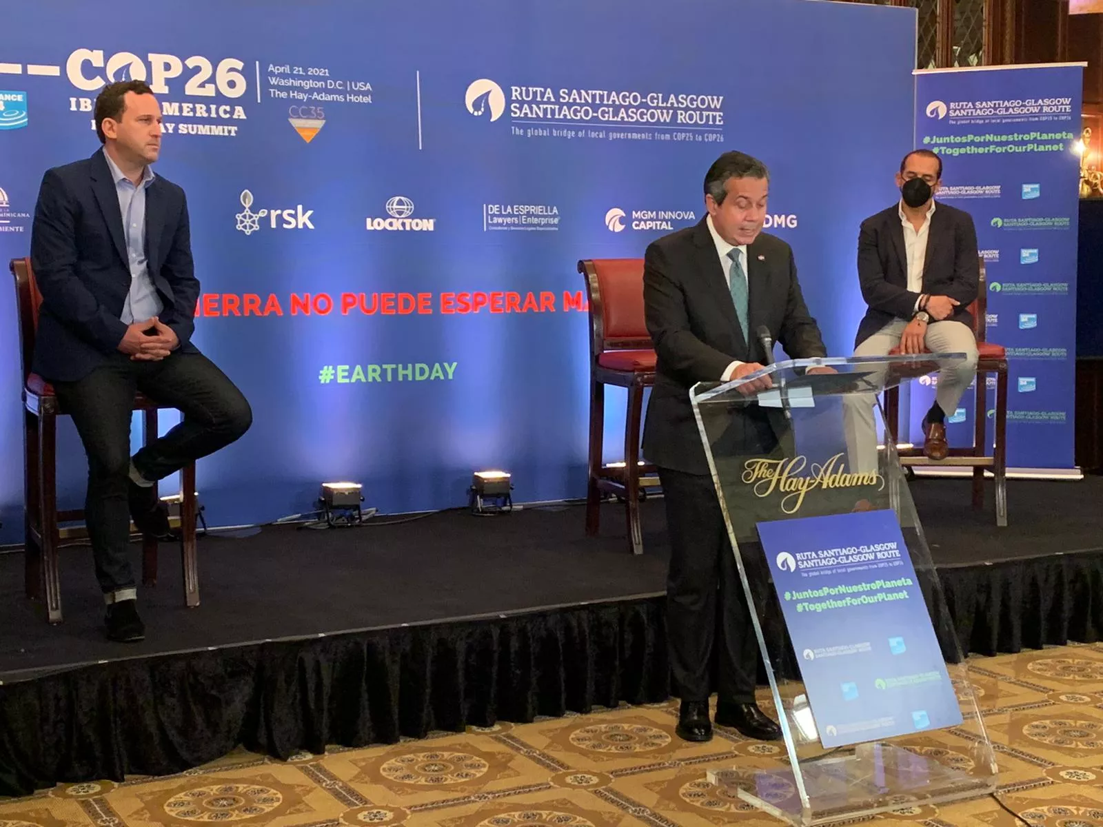 Ministro, Orlando Jorge Mera en su participación en el l “COP26 Ibero-America Earth Day Summit” en Washington
