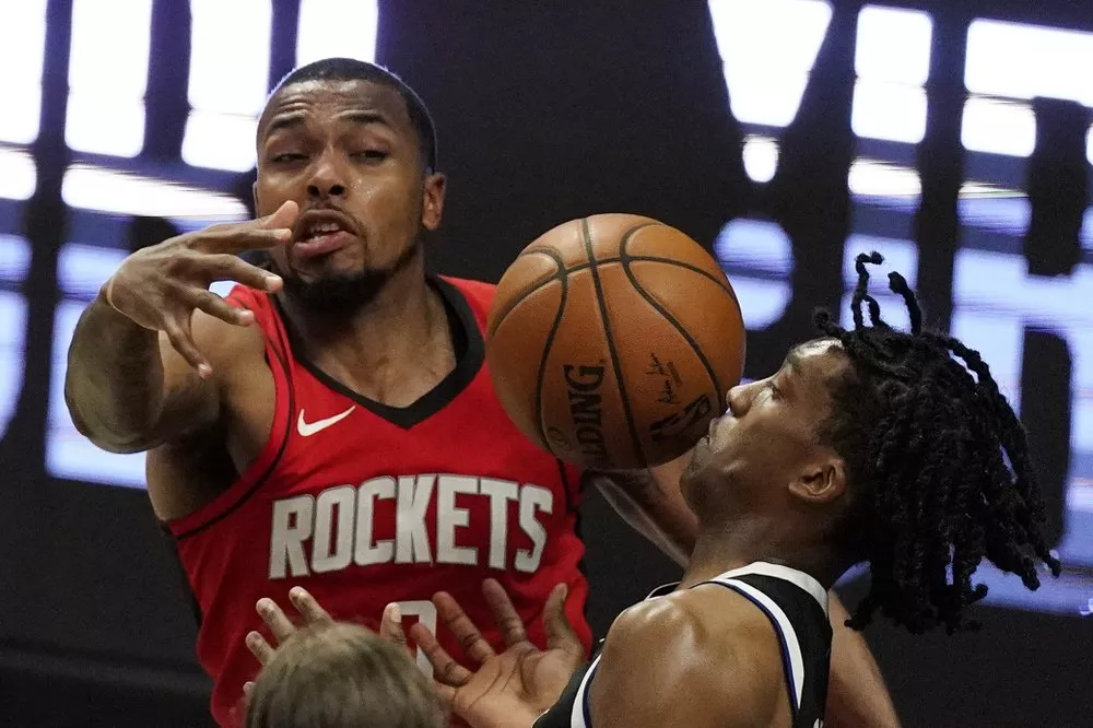 Sterling Brown,
