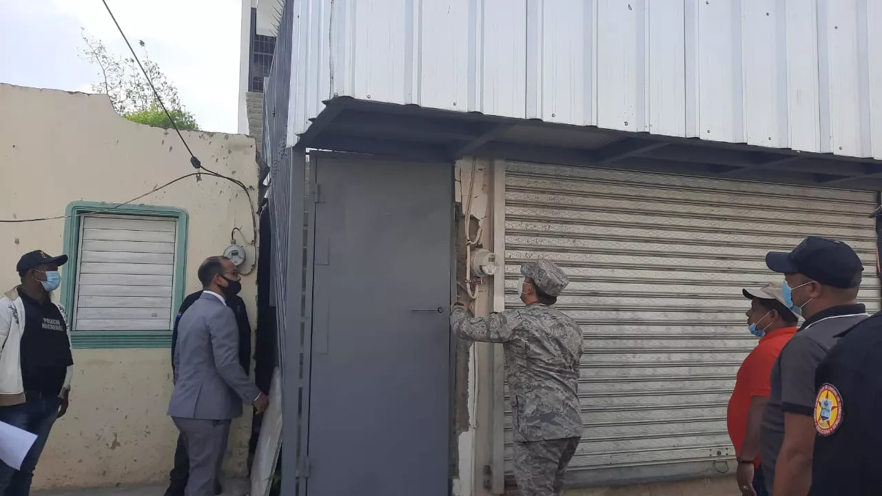Uno de los negocios donde se elaboraban bebidas adulteradas.