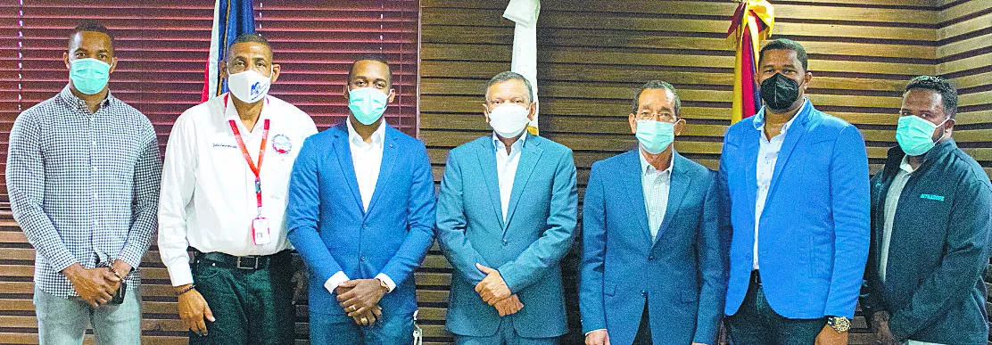 Jorge Benzant, Julio Encarnación, Rafael Beltré,   Leonardo Aguilera, Néstor Rodríguez, Lucas Rojas y José Luis Paniagua.
