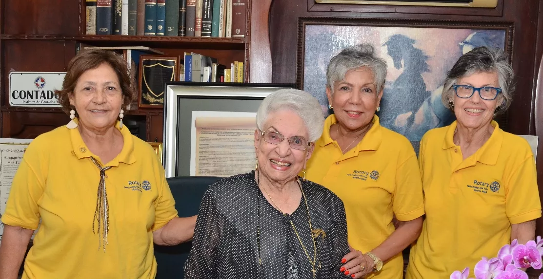 Miriam Ortega,  María Cristina Camilo, Olga de los Santos y Marta Olivares.