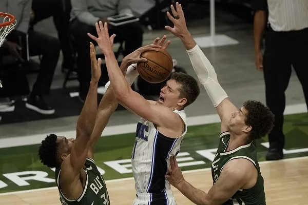 Magic Bucks Basketball