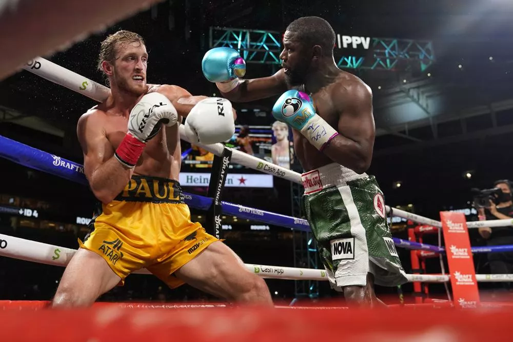 Floyd Mayweather y paul X EL DIA