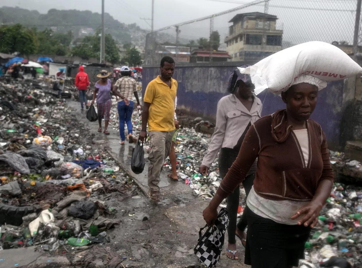 Hurricane Matthew hits Haiti