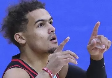 Hawks 76ers Basketball
