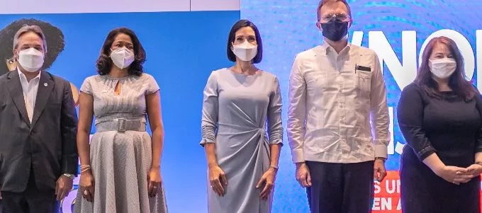 Representantes del Gobierno, de la Embajada de los Estados Unidos y USAID.