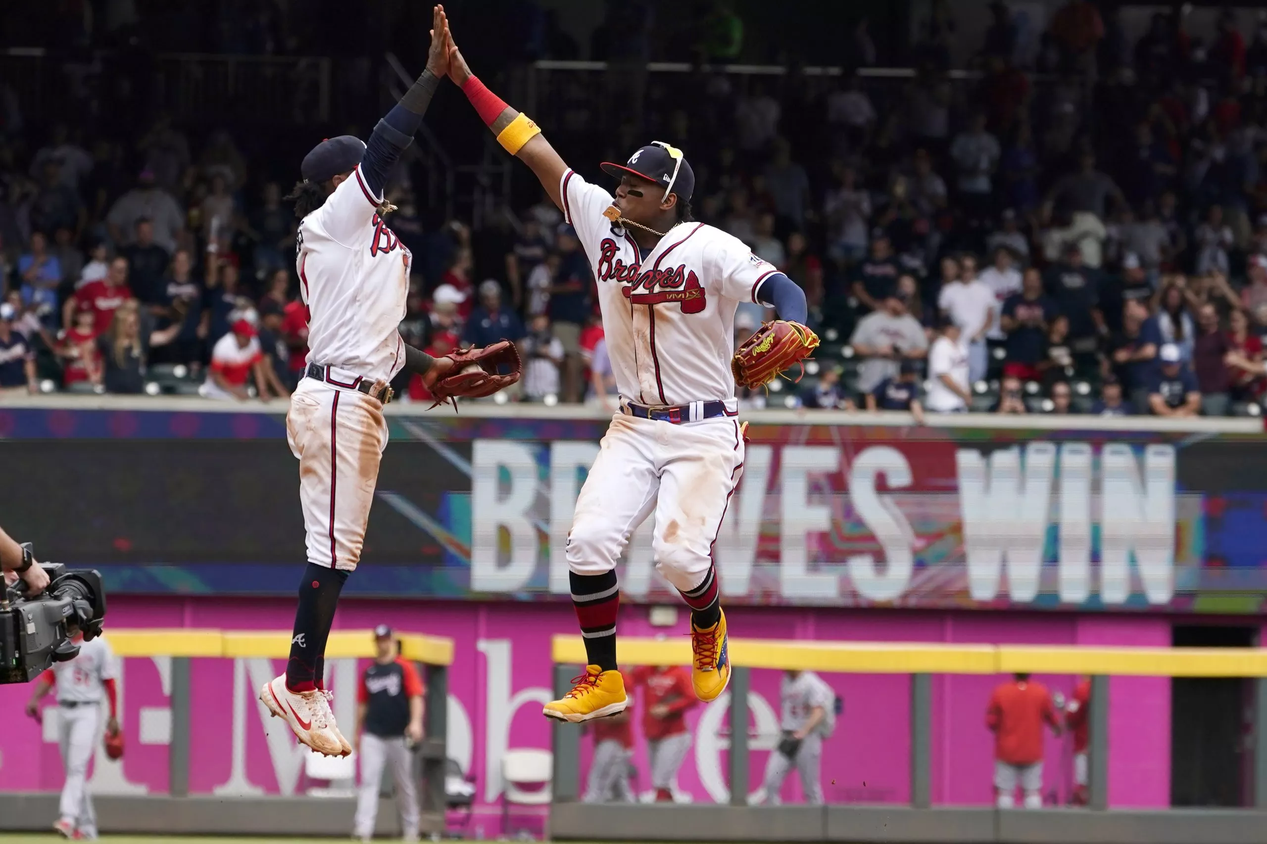 Ozzie Albies, Ronald Acuna Jr