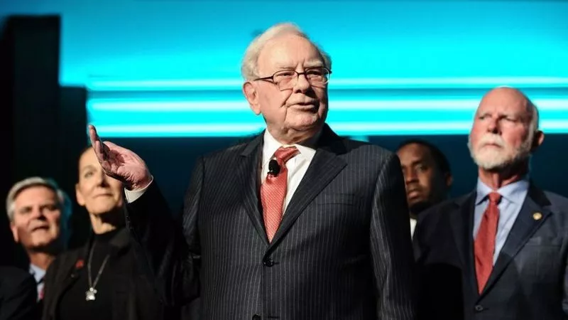 En marzo de 2021, el patrimonio neto de Warren Buffett había superado los US$100 mil millones.-849890470