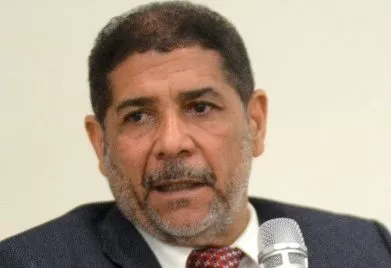 Ministro Limber Cruz