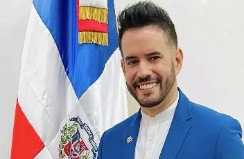 Manny Cruz
