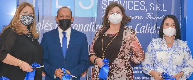Doris González, Eugenio Altieri, Xiomara González y Yexenia Jiménez.