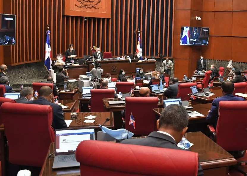 senadores