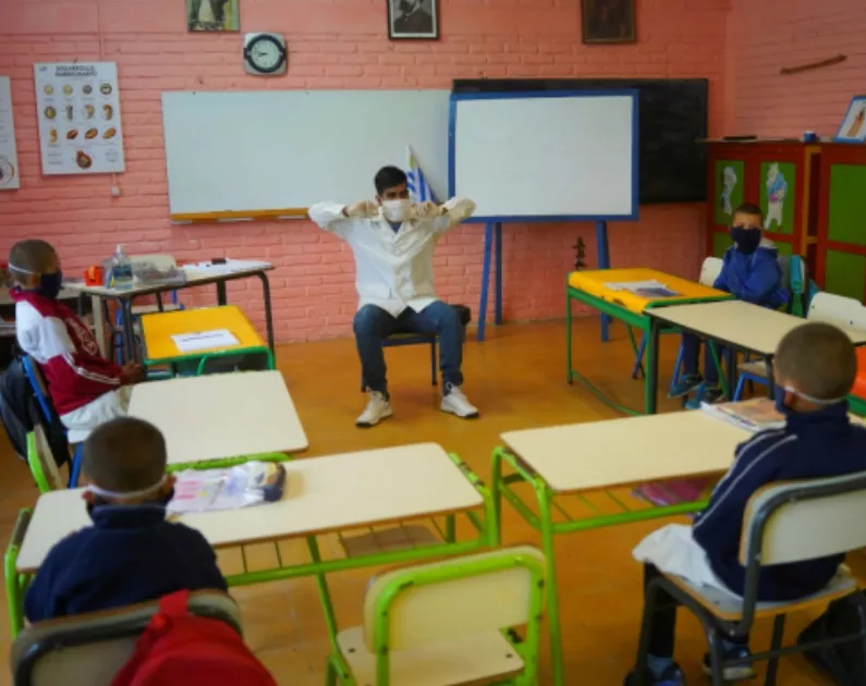 Evitar la aglomeración de estudiantes es elemental.