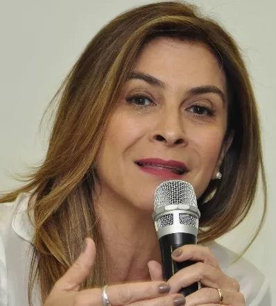 Carolina Mejía,  alcaldesa de Santo Domingo.