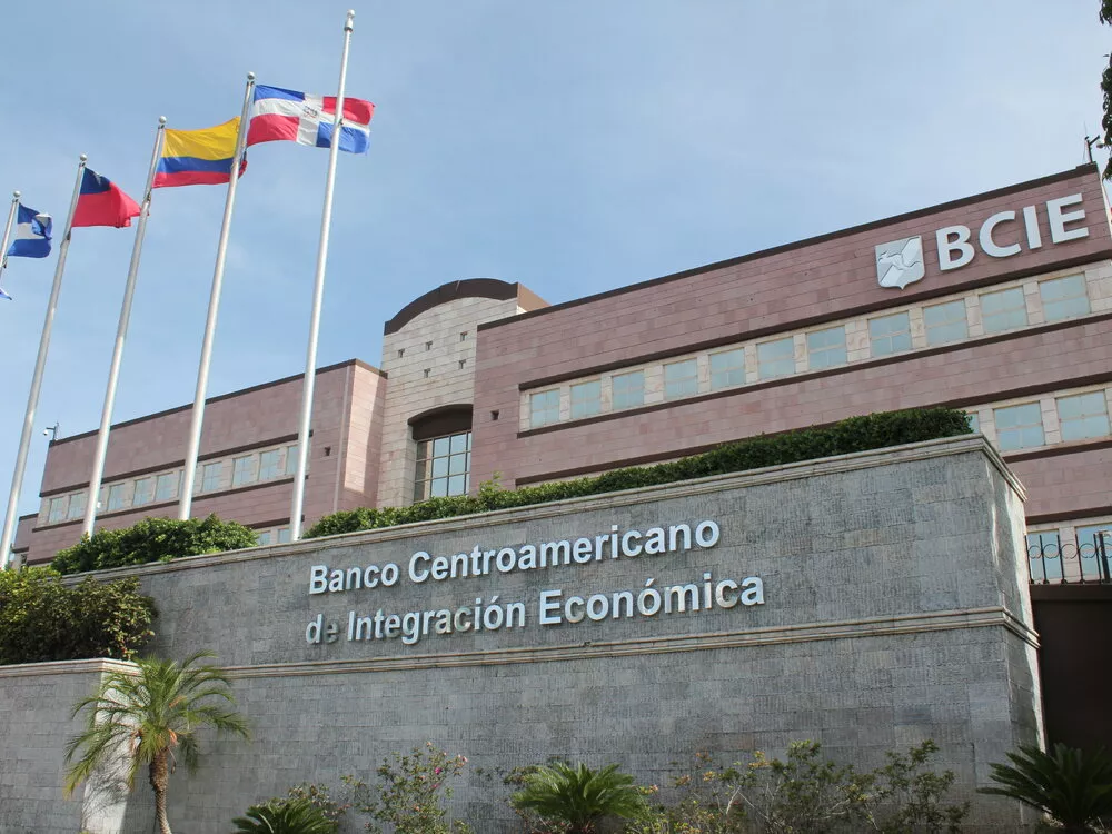 Banco Centroamericano de Integración Económica (BCIE)