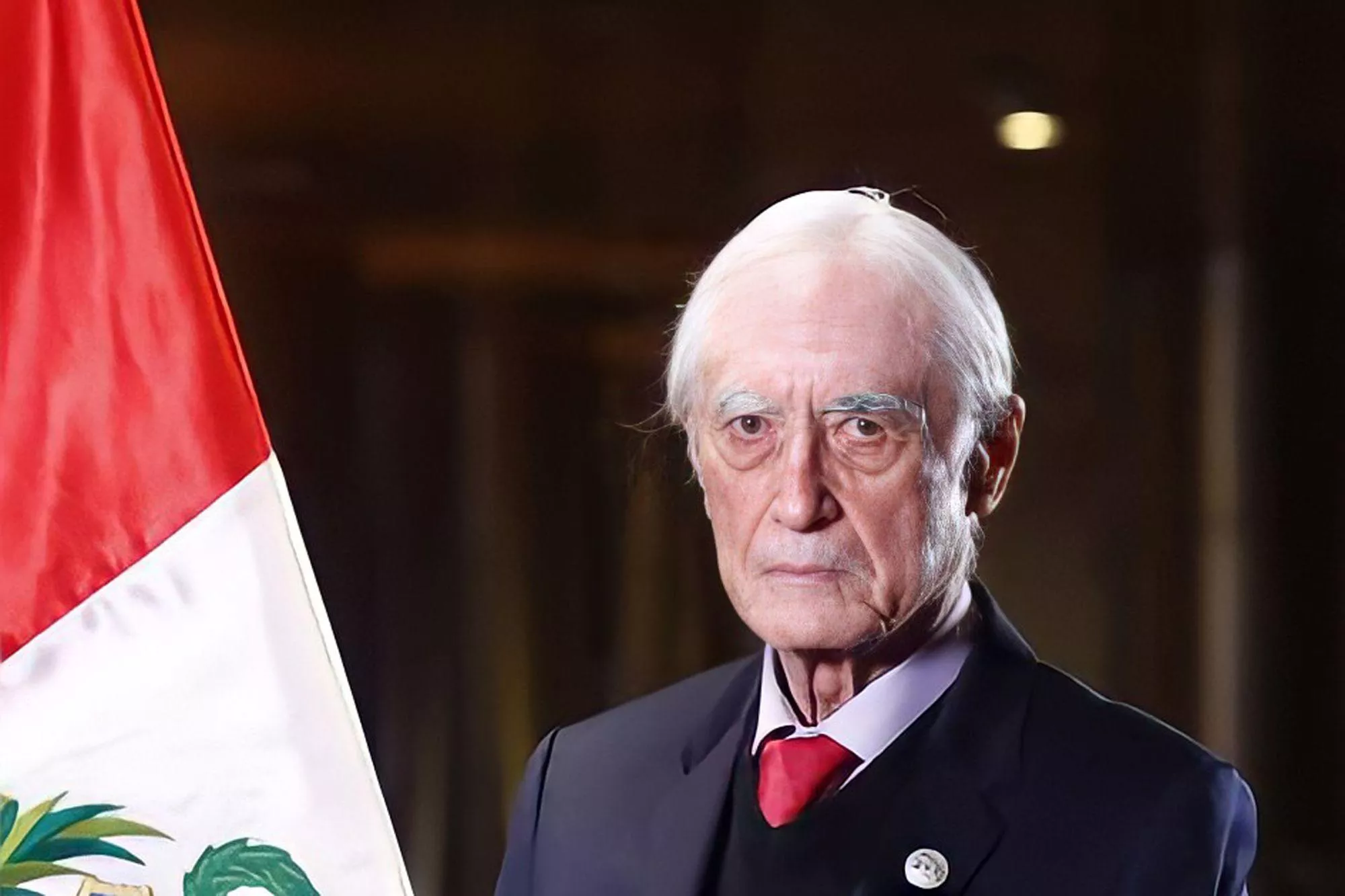 El canciller peruano Héctor Béjar