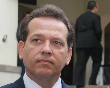 Víctor Bisonó, ministro de Industria y Comercio.