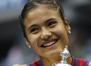 La británica Emma Raducanu campeona del Abierto de Estados Unidos