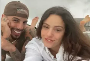 Rosalía y Rauw Alejandro hacen oficial su relación